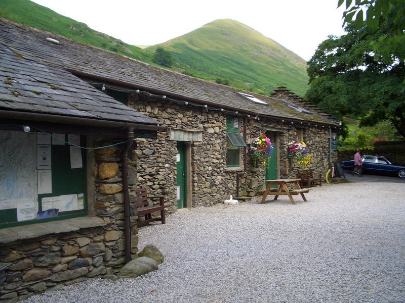 campsite shower-block-on-site 800×600-min The showerblocks at Sykeside campsite, faced with traditional lake district stone